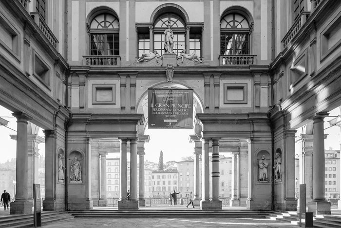 Uffizi Courtyard